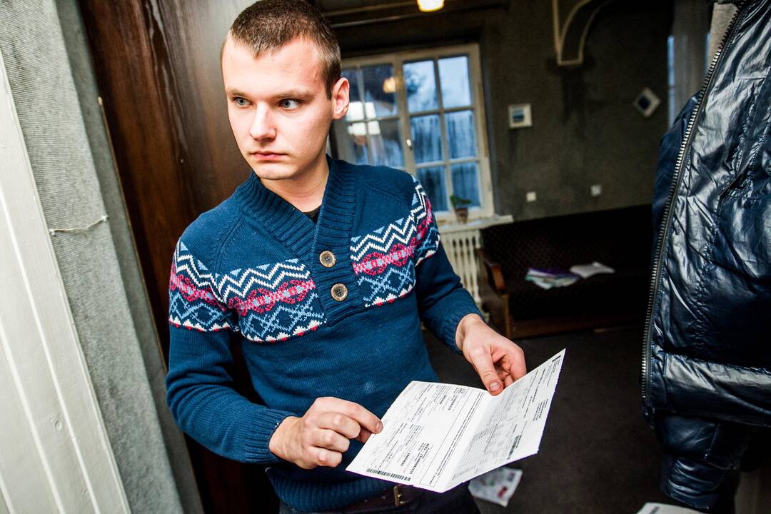 Sąskaitų antirekordiniame name priblokštas studentas: išsikraustau