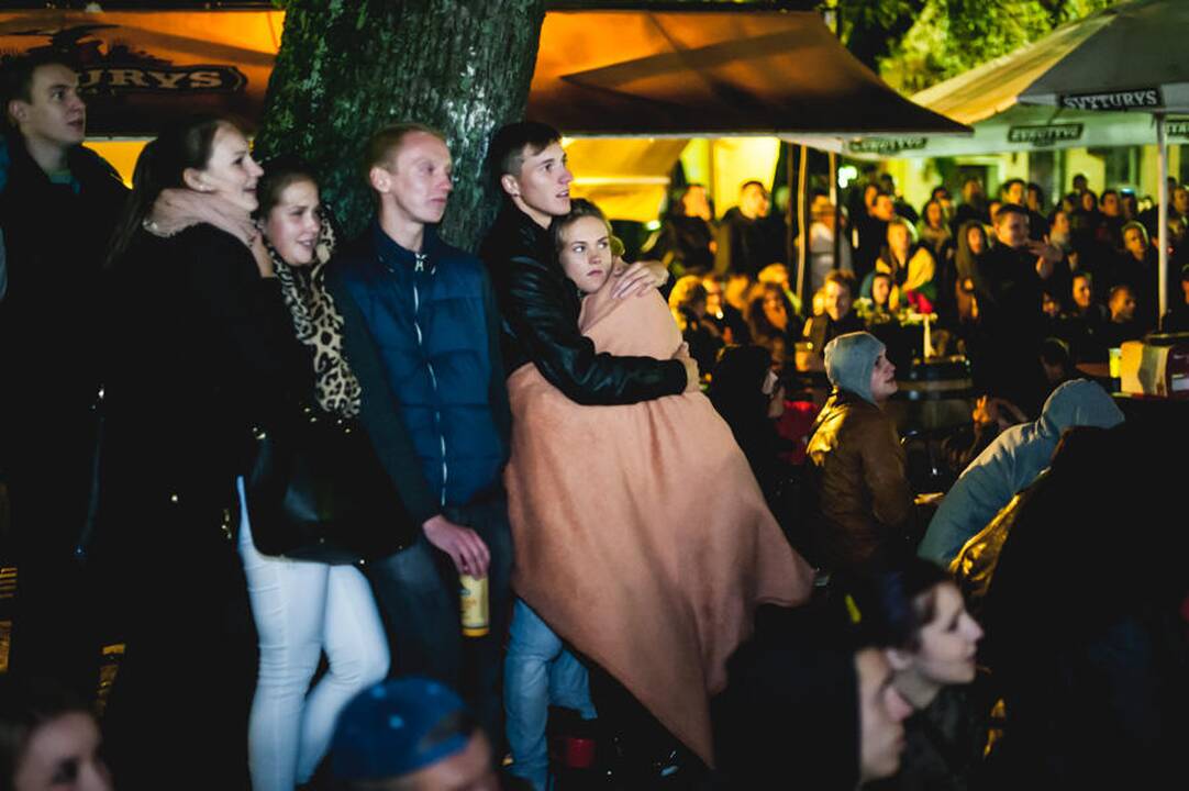 Kauniečiai aktyviai palaikė krepšinio rinktinę