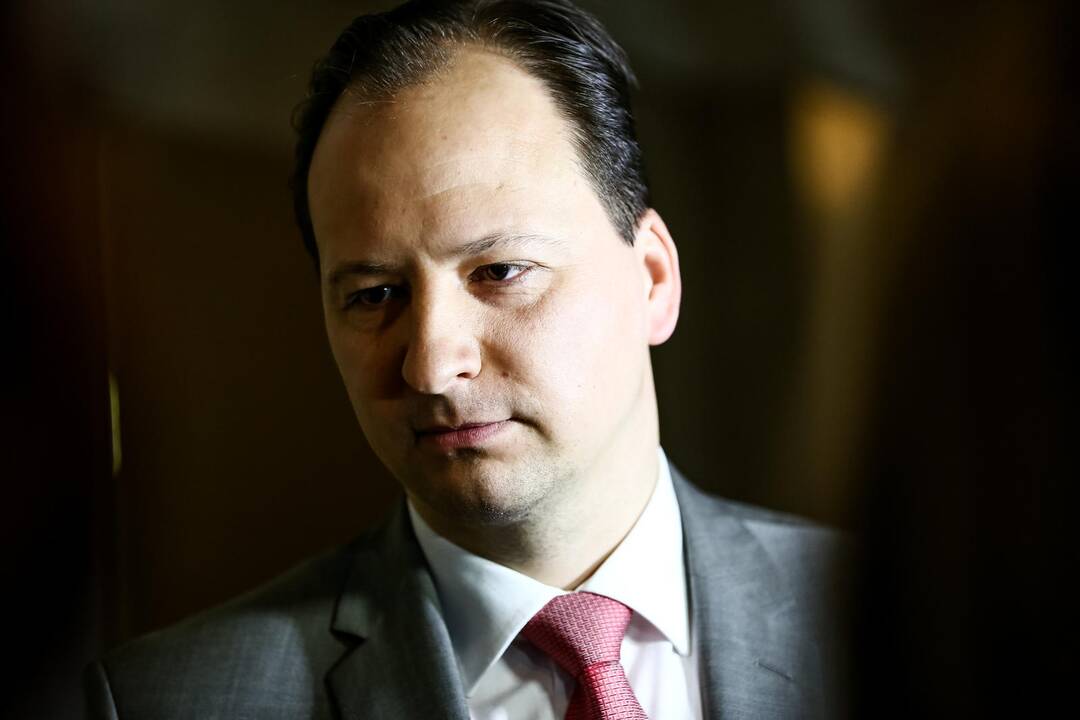 Slaugė dėl kūdikio mirties nuteista 4 metams nelaisvės