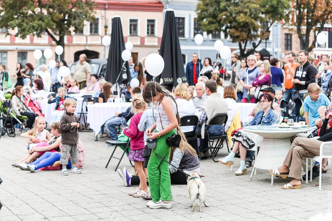 Kauno senamiestis sukasi šokių ritmu
