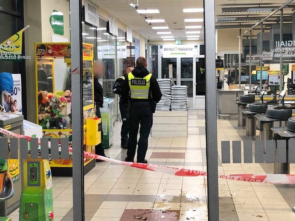 Siūlo apynasrį vagiantiems iš parduotuvių: reikėtų neįleisti?