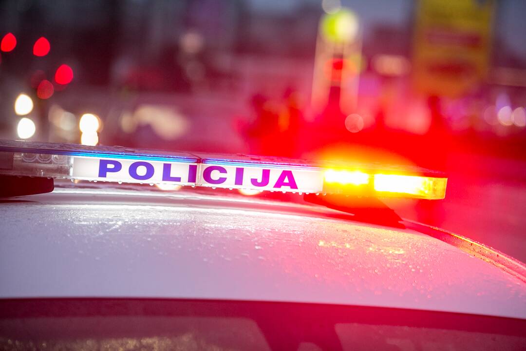 Šventiniai blokpostai Kaune: pareigūnai vykdo vairuotojų kontrolę