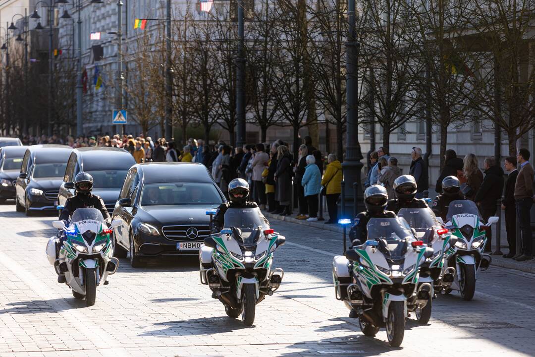 Pratybose žuvusių JAV karių pagerbimo ceremonija
