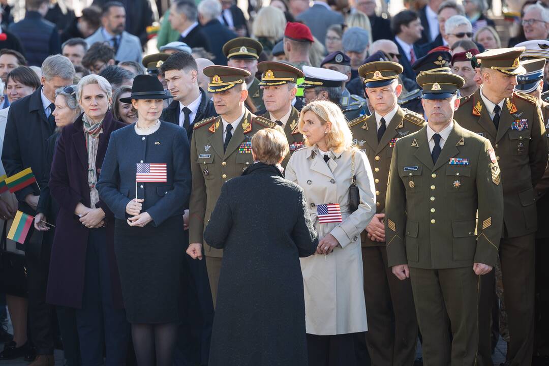 Pratybose žuvusių JAV karių pagerbimo ceremonija