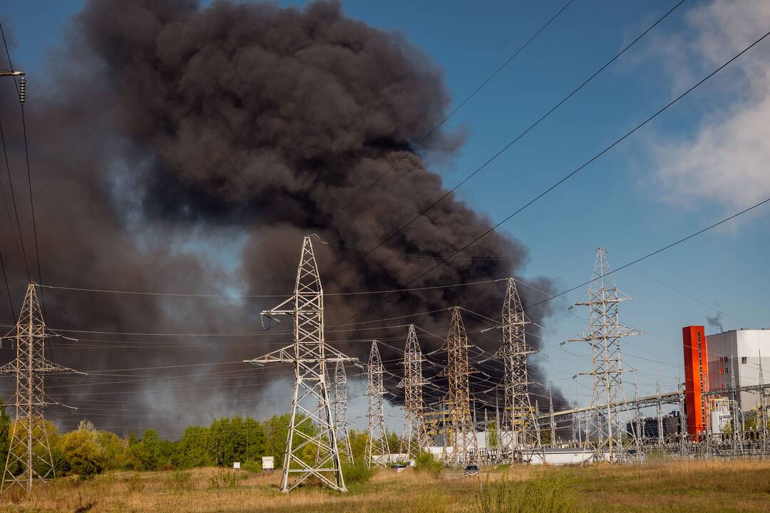 Gaisras atliekų tvarkymo gamykloje „Energesman“