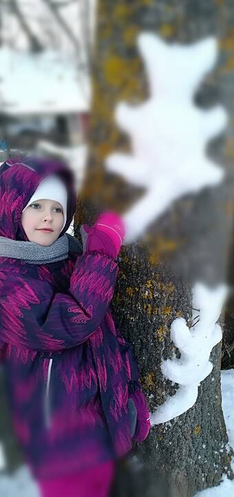 Komanda: mama Laura, vyresnėlė dukra Elenytė, tėtis Andrius ir mažoji Adelė visada turi ką veikti. Todėl karantinas šios šeimos nevaržo – jie džiaugiasi galėdami daugiau laiko praleisti drauge.