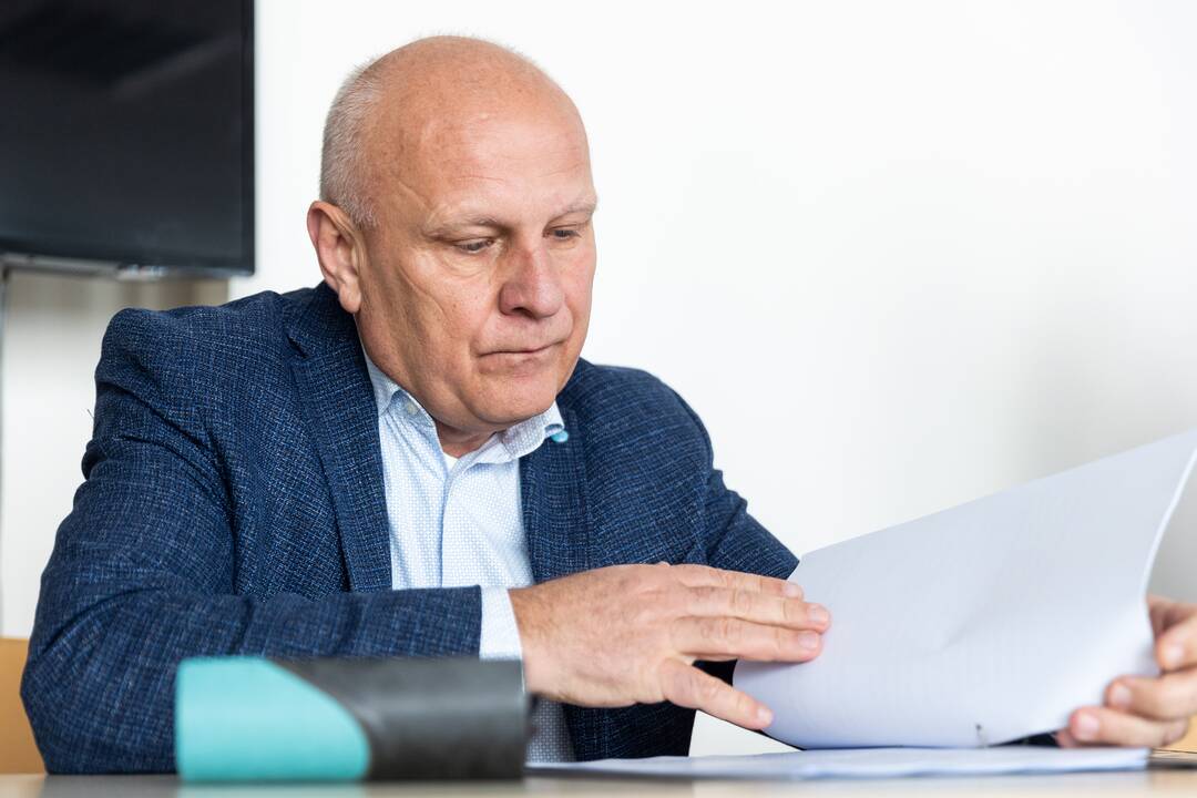 R. Ačas atvyko į teismo posėdį LAT