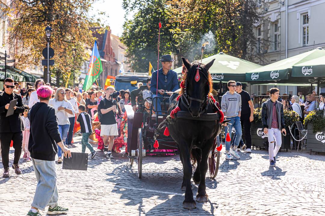 Kasmetinė tarptautinio romų festivalio „Gypsy Fest“ eisena