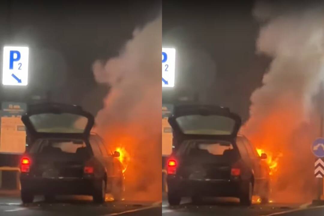 Dėl gaisro buvo sutrikęs Kauno oro uosto darbas: ugnies fakelu virto automobilis