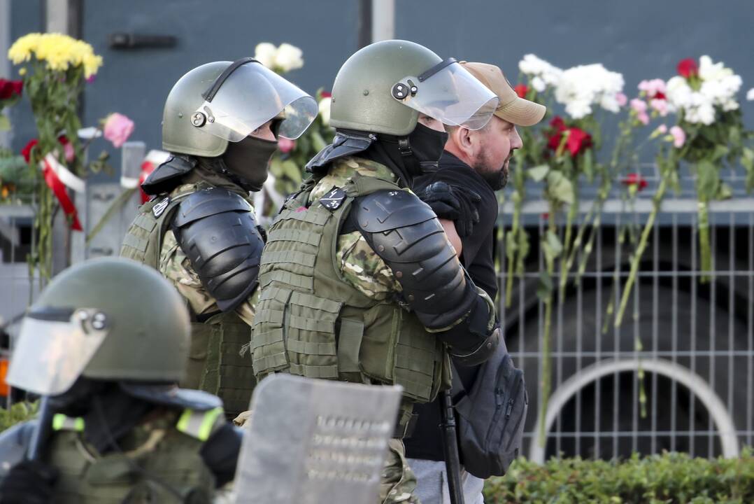 Baltarusijoje žmonės ir toliau reiškia nepasitenkinimą valdžia protestuodami
