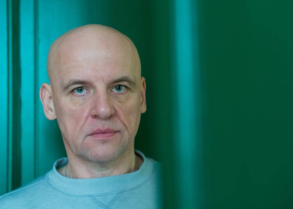 Rezultatas: aktorius Juozas Gaižauskas teigia rašęs tiesiog piligriminį romaną, o tai, kad "Dievą su šlepetėmis" ištiko tokia sėkmė, jam iki šiol sunkiai suvokiama.