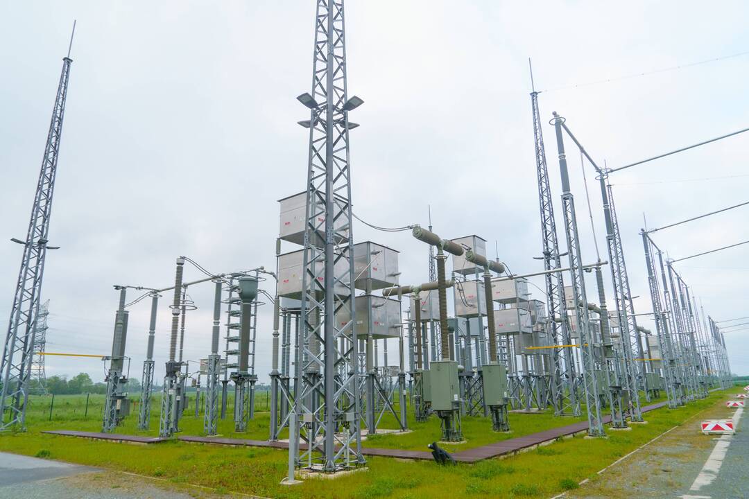 Norvegija ir Britanija baigė tiesti ilgiausią pasaulyje povandeninį elektros kabelį