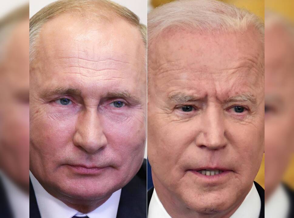 Vladimiras Putinas (kairėje), Joe Bidenas (dešinėje)