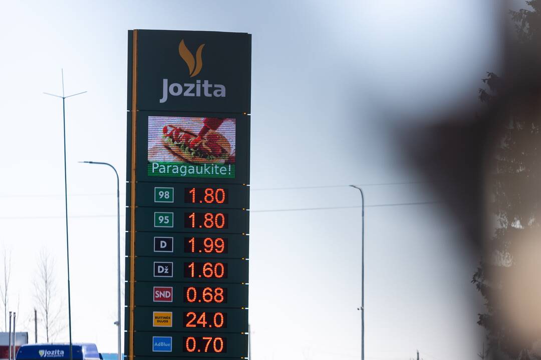 Teismas panaikino 300 tūkst. eurų baudą degalinių tinklui „Jozita“