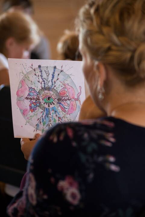 Priemonė: "Mandalos piešimas – tai kelionė į save. Meditacija, kuriant mandalas, yra puiki galimybė paspartinti šią kelionę", – sako S.Juzumaitė.