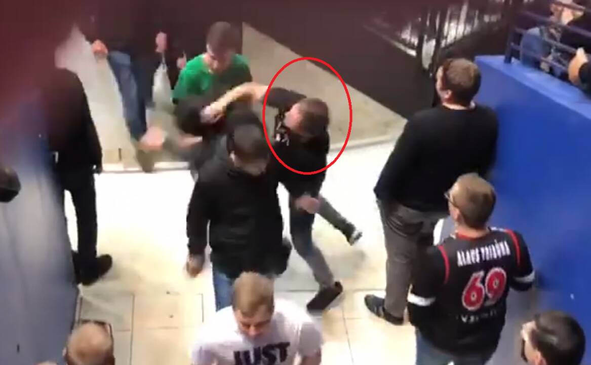 Policija prašo atsiliepti per Vilniaus „Ryto“ fano išpuolį nukentėjusius žmones