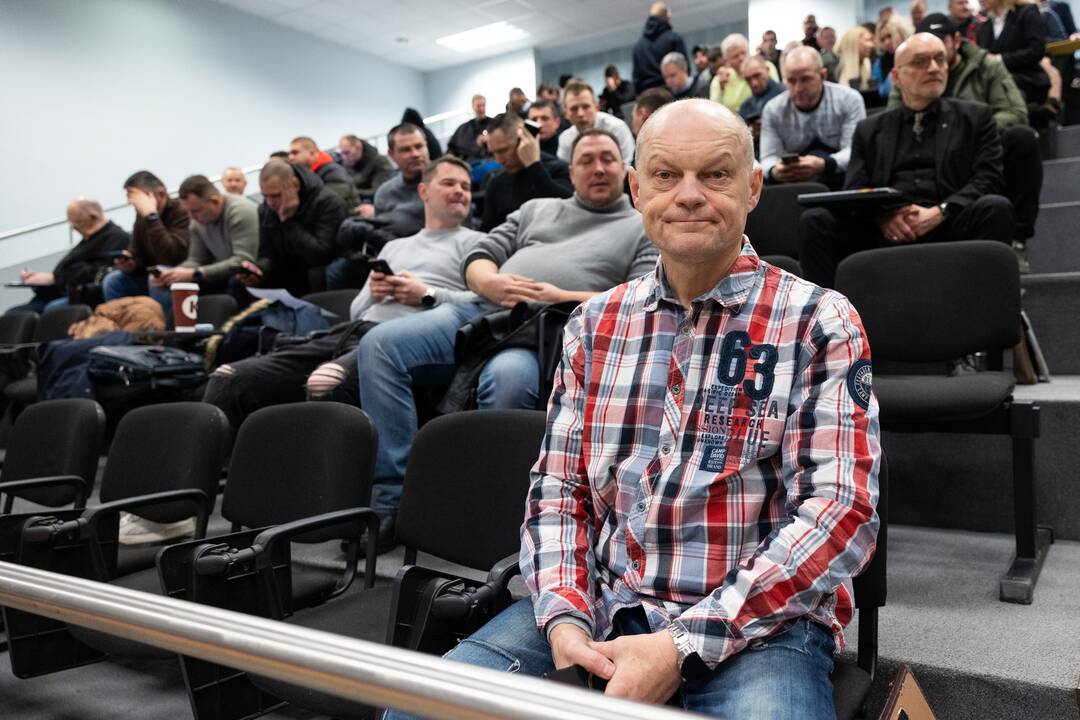 „Esu adekvatus kaip dresuotas šuo“: riaušių bylos kaltinamieji teisme taria paskutinį žodį