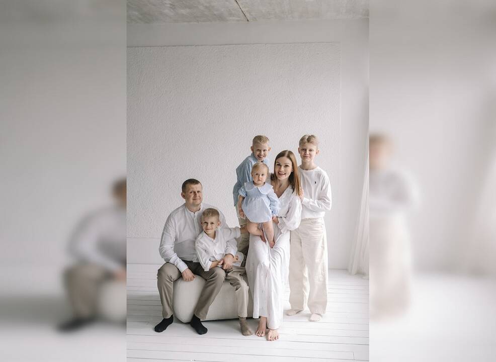 Atsakingai: „Nepamirškite, kad tik būdami gerais pavyzdžiais galite paskatinti savo atžalas sveikiau maitintis“, – sako Lina ir Mantas.