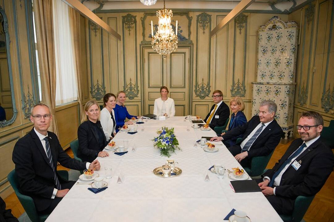 Suomių parlamentas reiškia paramą šalies narystei NATO
