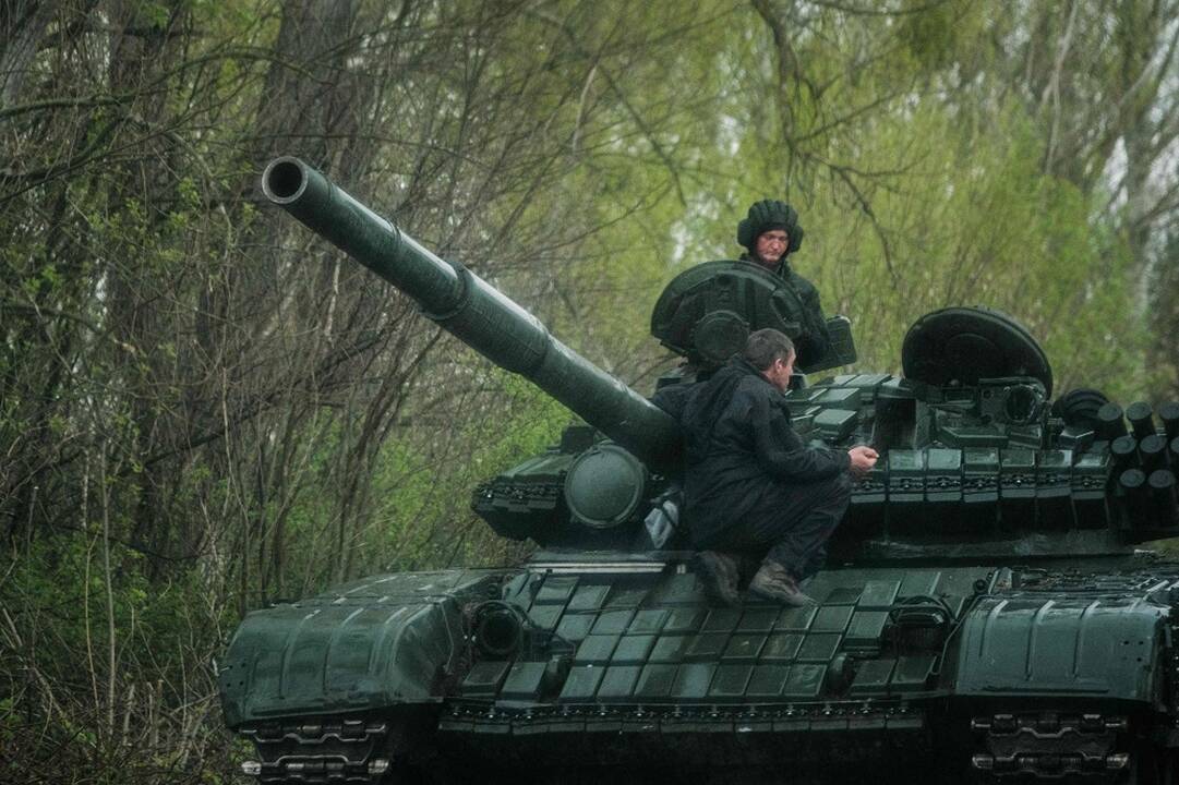 Pentagono vadovas: Ukraina gali laimėti karą, jei turės tinkamą įrangą