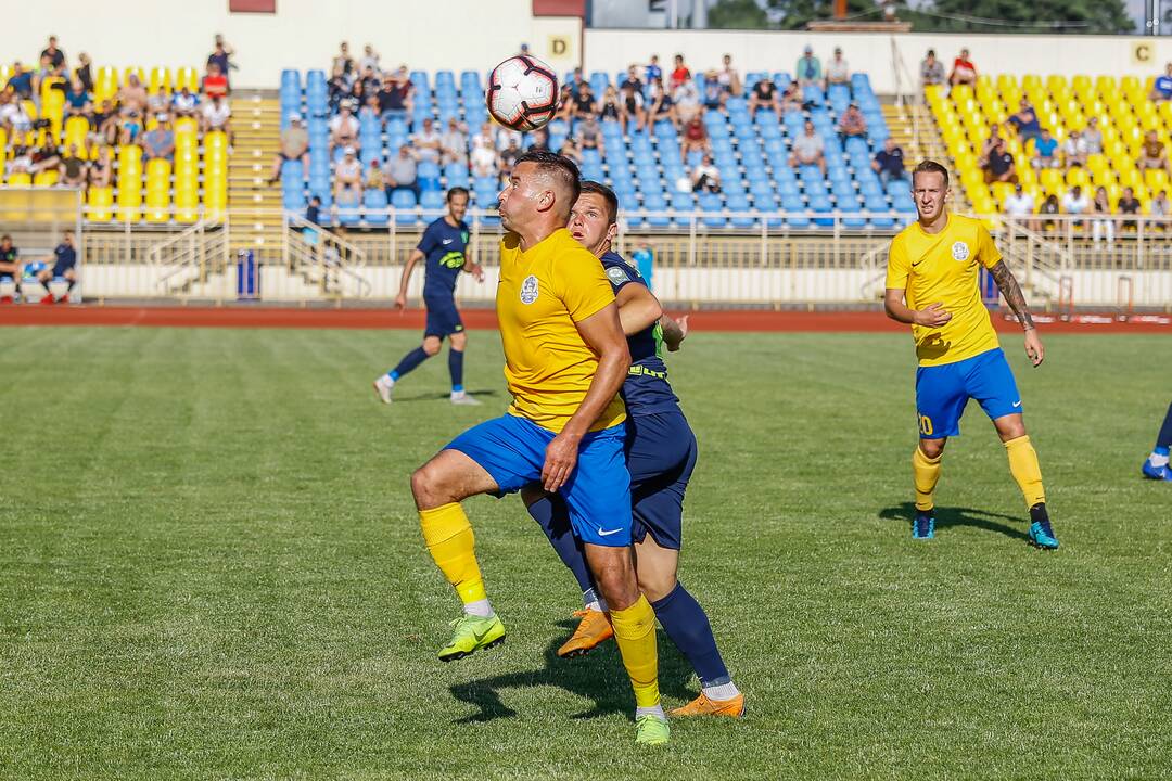 Skola: daugiausia – beveik 6 tūkst. eurų – už valstybinės žemės nuomą miestui skolingas liko bankrutavęs ir likviduotas „Atlanto“ futbolo klubas.