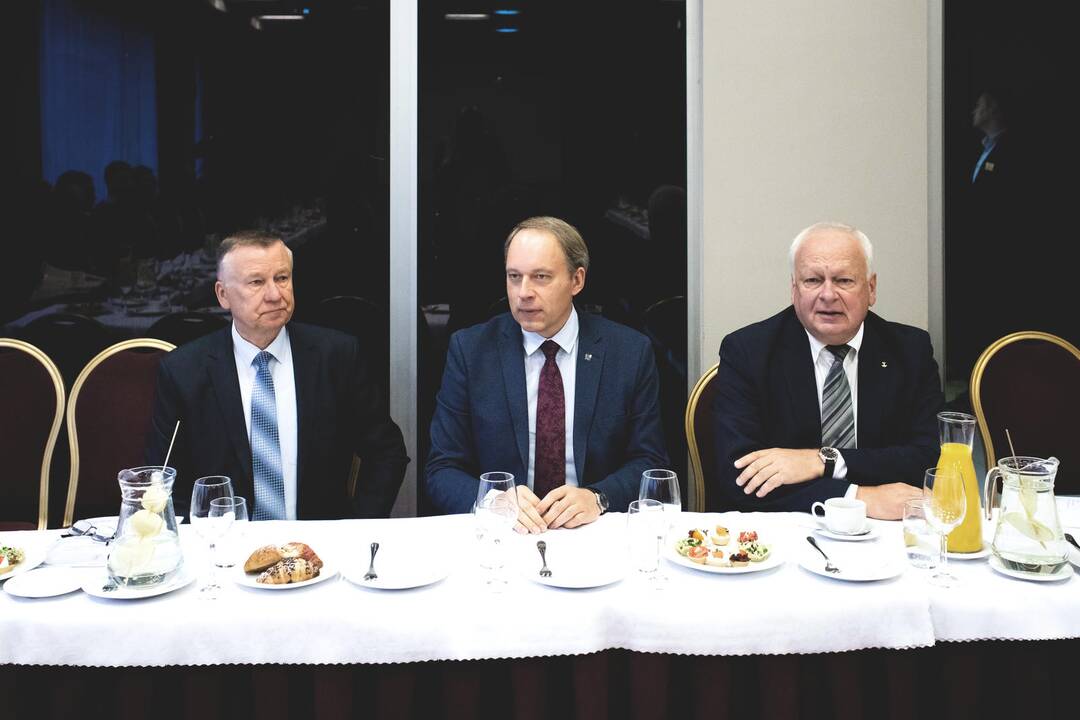 Verslo pusryčiai su KTU rektoriumi prof. Eugenijumi Valatka