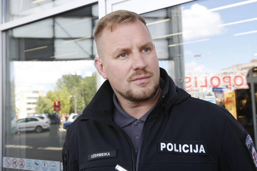 Ypatybė: geltona mokyklinių autobusų spalva – įspėjimas ir kitiems vairuotojams.