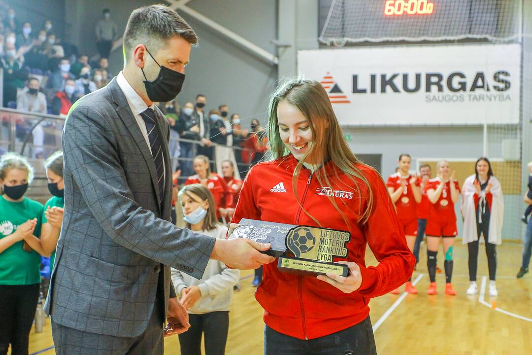 Lietuvos moterų rankinio čempionato apdovanojimai