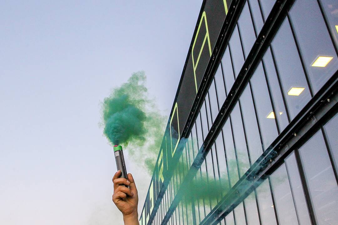 Kauno „Žalgiris“ švenčia su aistruoliais