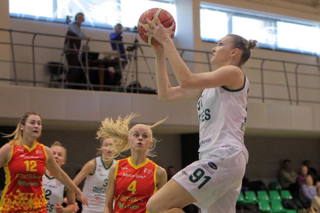 Moterų lyga: „Aistės-LSMU“ – „Fortūna“ 73:35