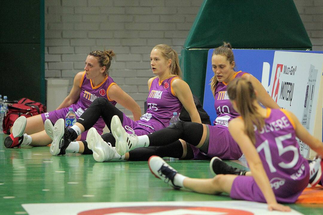 Moterų lyga: „Aistės-LSMU“ – TTT 60:74