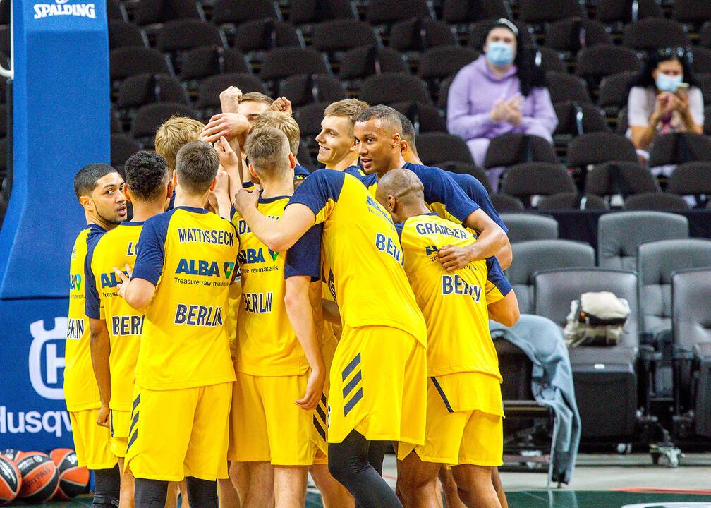 „We're Back“ turnyras: „Alba“ – „Olimpia“ 57:79
