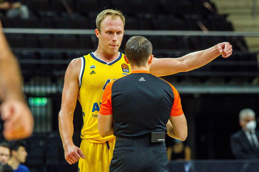„We're Back“ turnyras: „Alba“ – „Olimpia“ 57:79