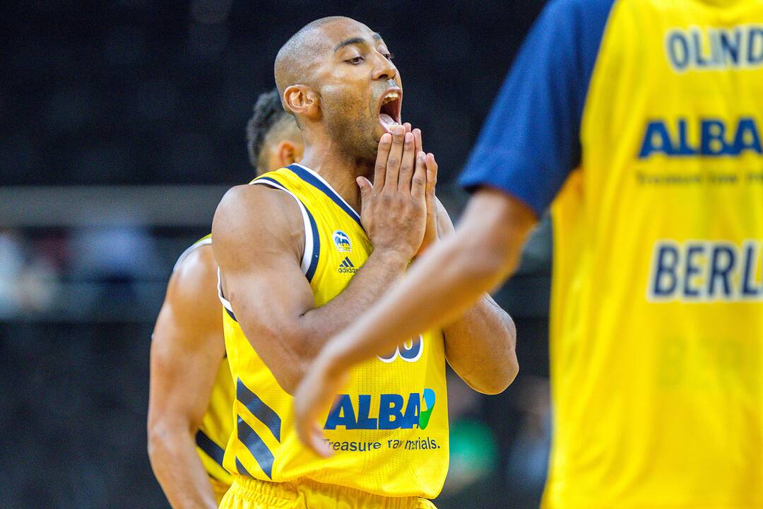 „We're Back“ turnyras: „Alba“ – „Olimpia“ 57:79