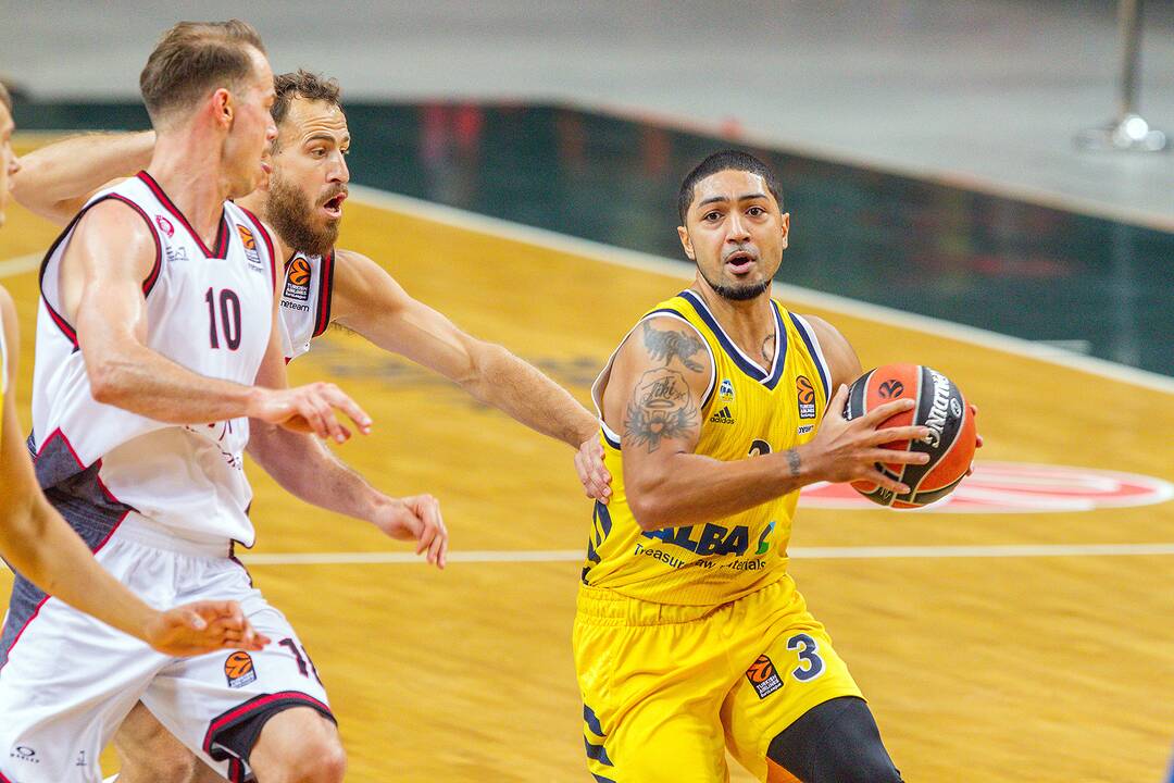 „We're Back“ turnyras: „Alba“ – „Olimpia“ 57:79