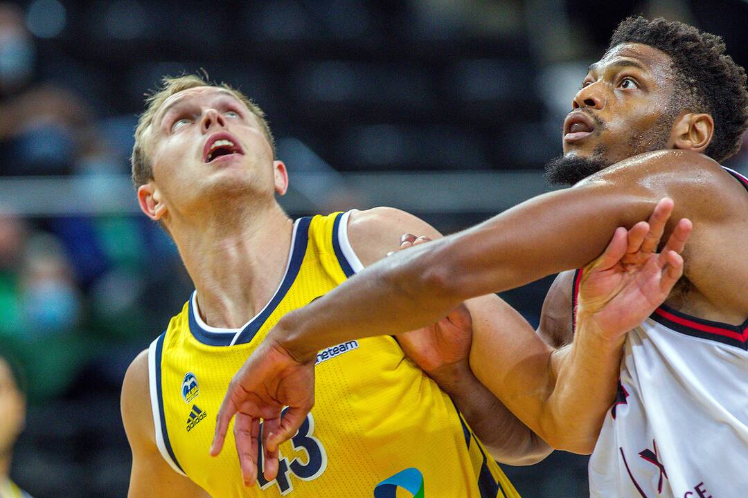 „We're Back“ turnyras: „Alba“ – „Olimpia“ 57:79