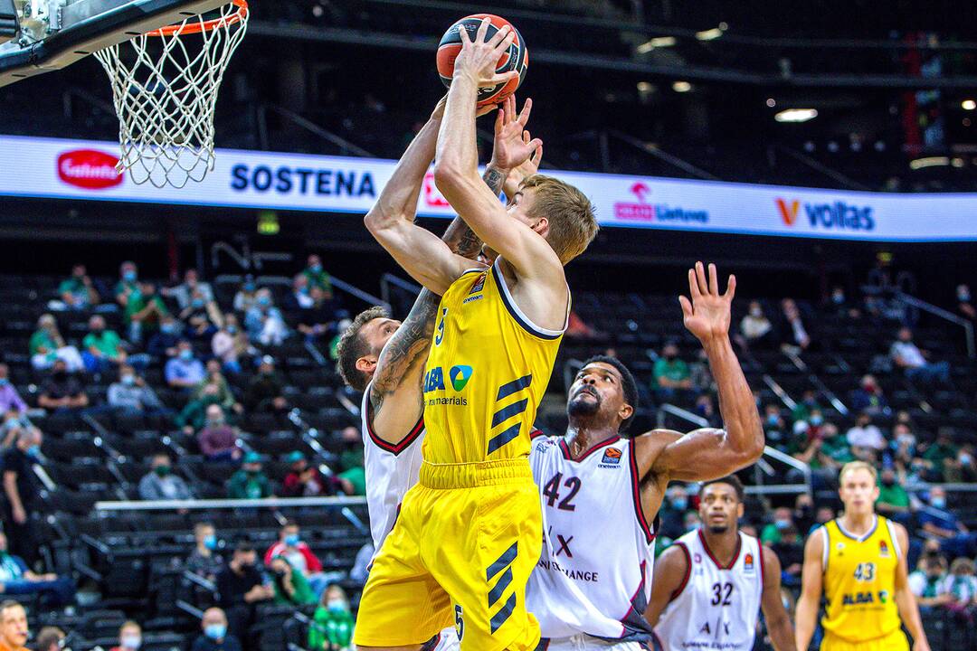 „We're Back“ turnyras: „Alba“ – „Olimpia“ 57:79