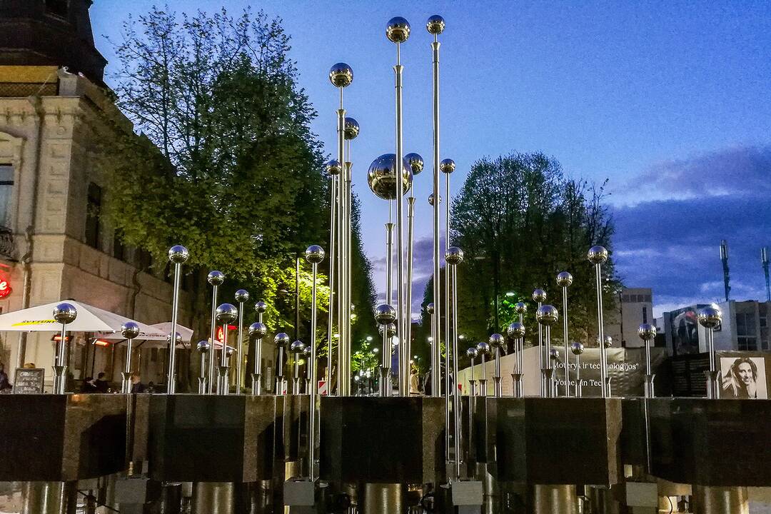 Atgijo Laisvės alėjos fontanas