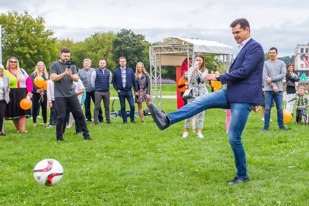 Futsalo PČ trofėjaus pristatymas Kaune
