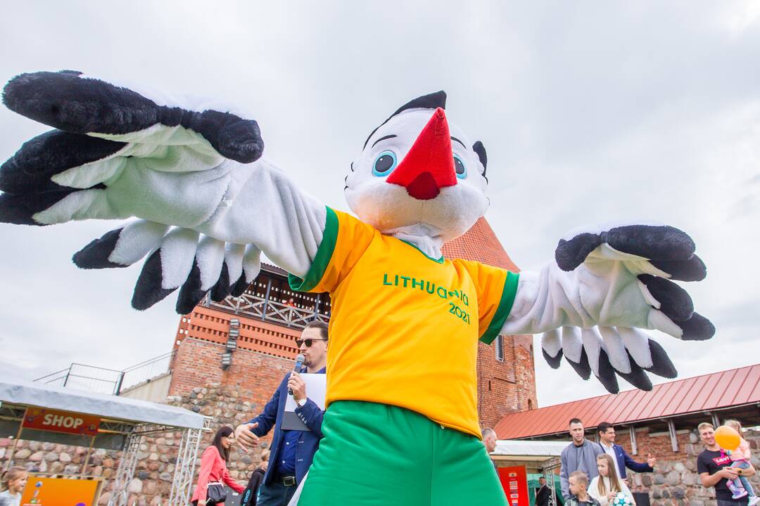 Futsalo PČ trofėjaus pristatymas Kaune