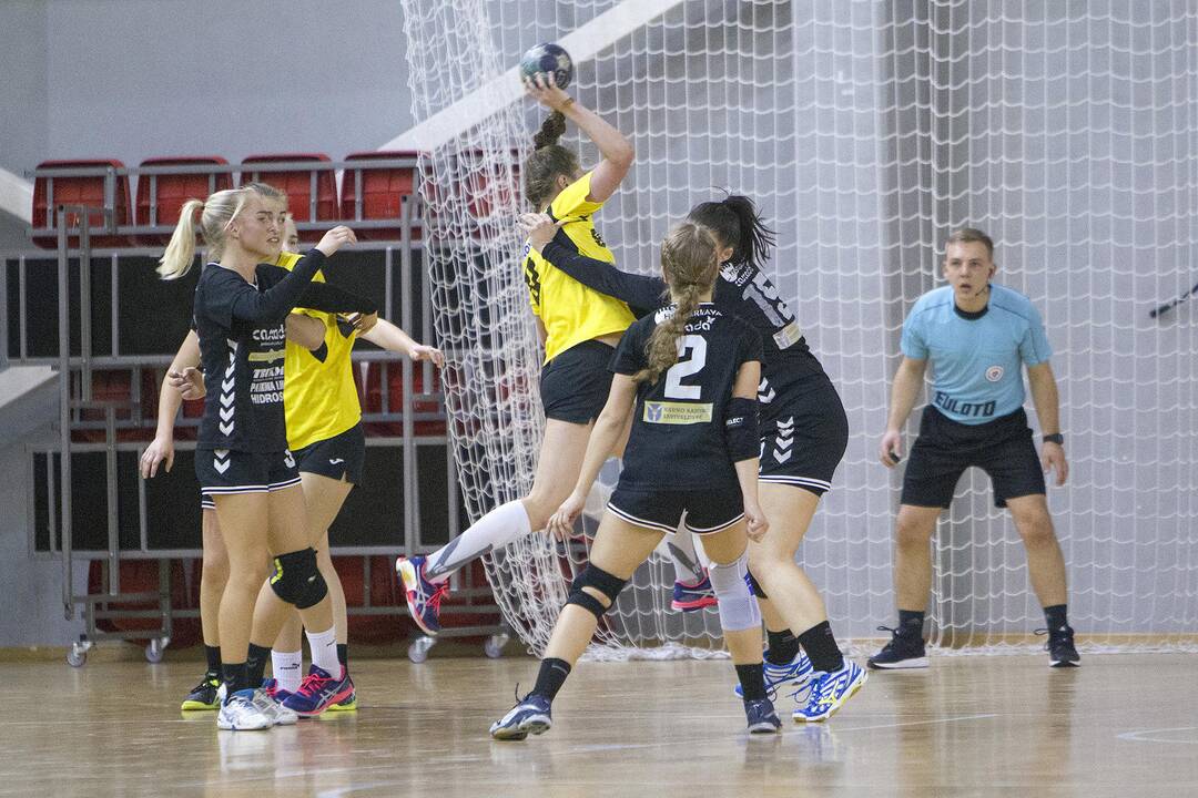 BMRL: „Garliava“ – „Gorodničanka“ 32:30