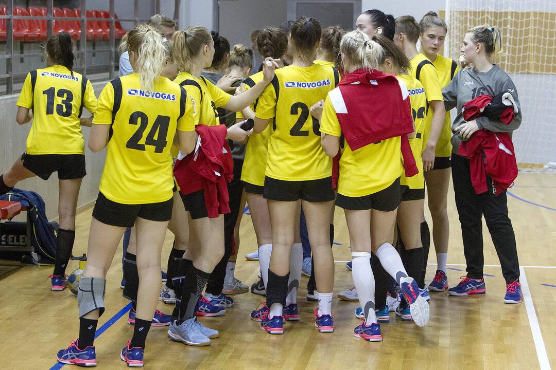 BMRL: „Garliava“ – „Gorodničanka“ 32:30