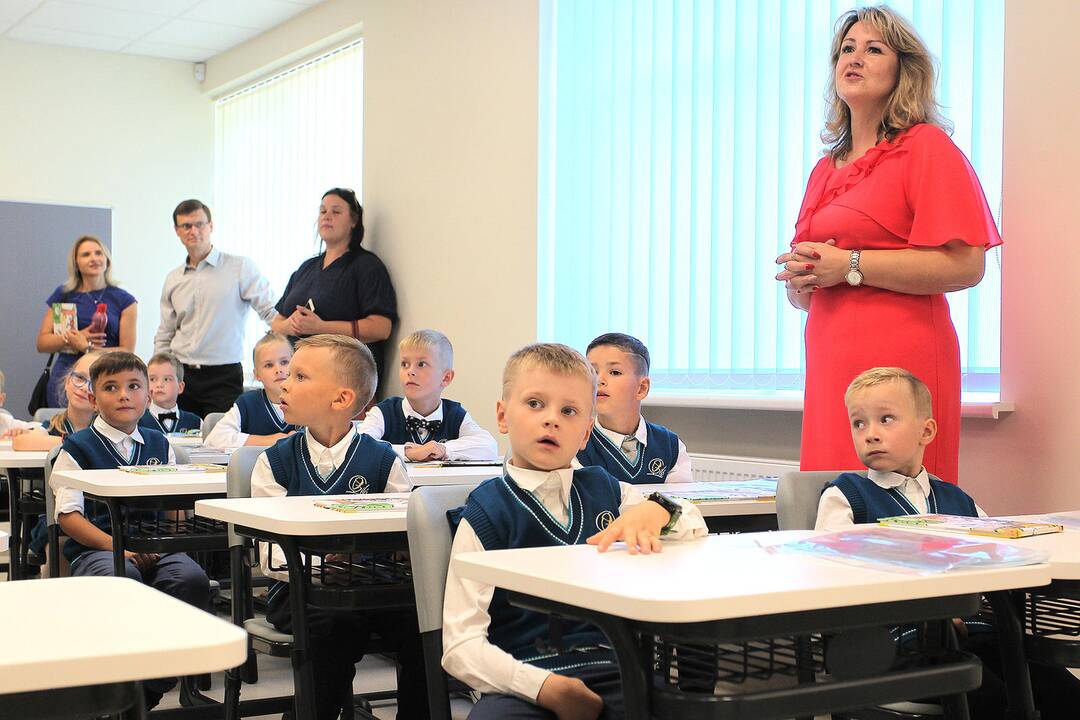 Mokyklos-darželio „Gilė“ atidarymas Akademijoje