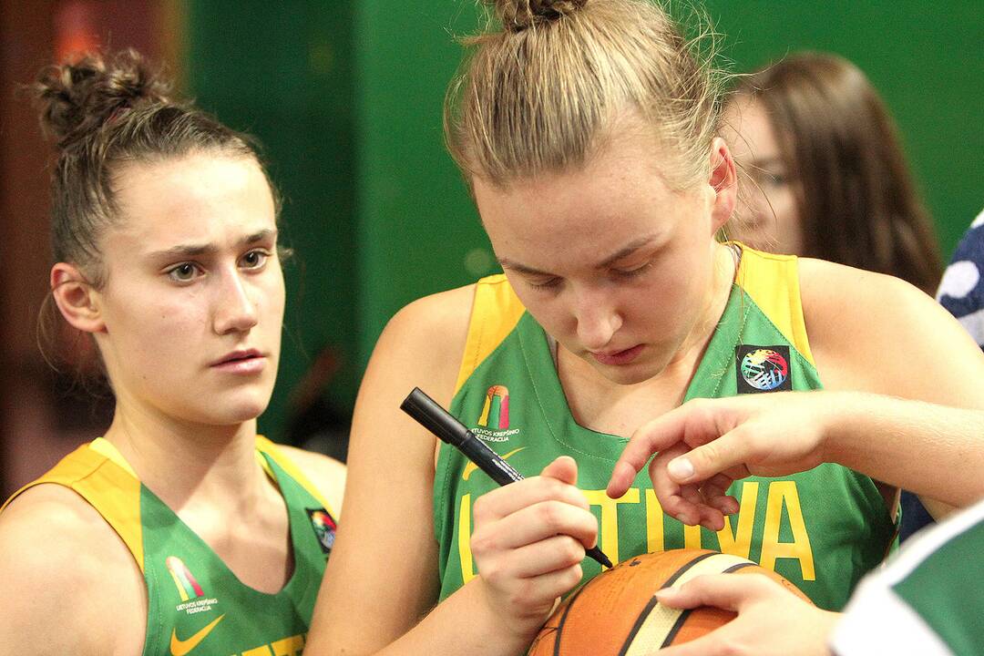 Lietuva – Vengrija 37:51. Merginų U16 EČ