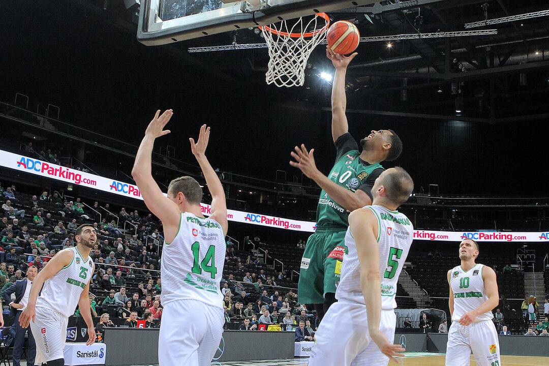 LKL ketvirtfinalis: „Žalgiris“ – „Dzūkija“ 89:70