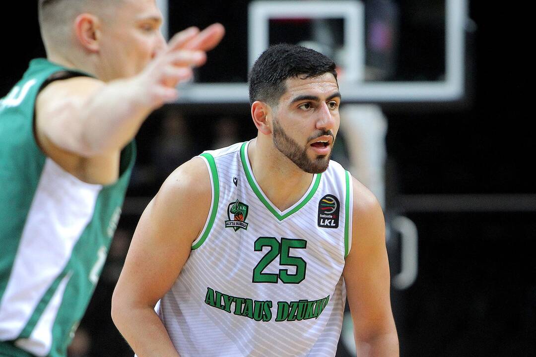 LKL ketvirtfinalis: „Žalgiris“ – „Dzūkija“ 89:70