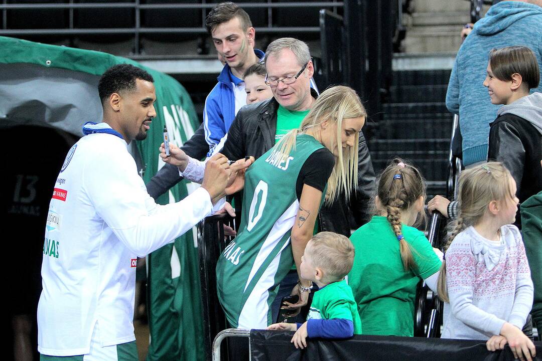LKL ketvirtfinalis: „Žalgiris“ – „Dzūkija“ 89:70