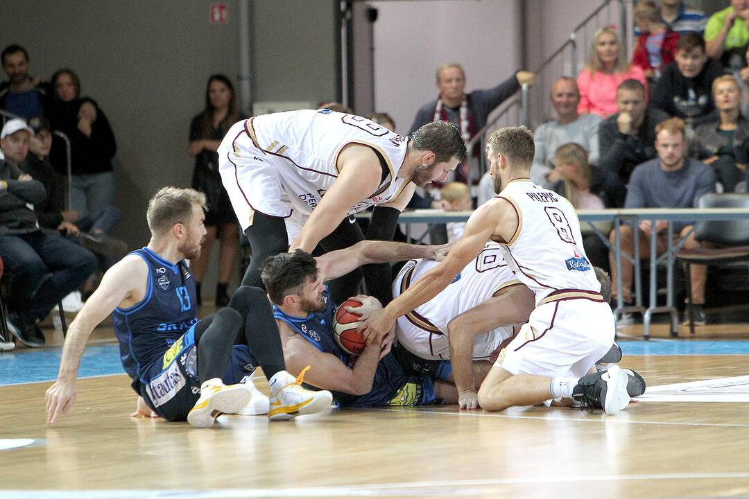 LKL: „Skycop“ – „Lietkabelis“ 93:78