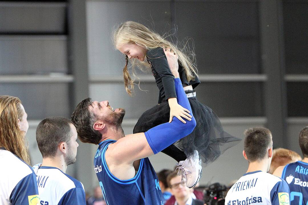 LKL: „Skycop“ – „Lietkabelis“ 93:78