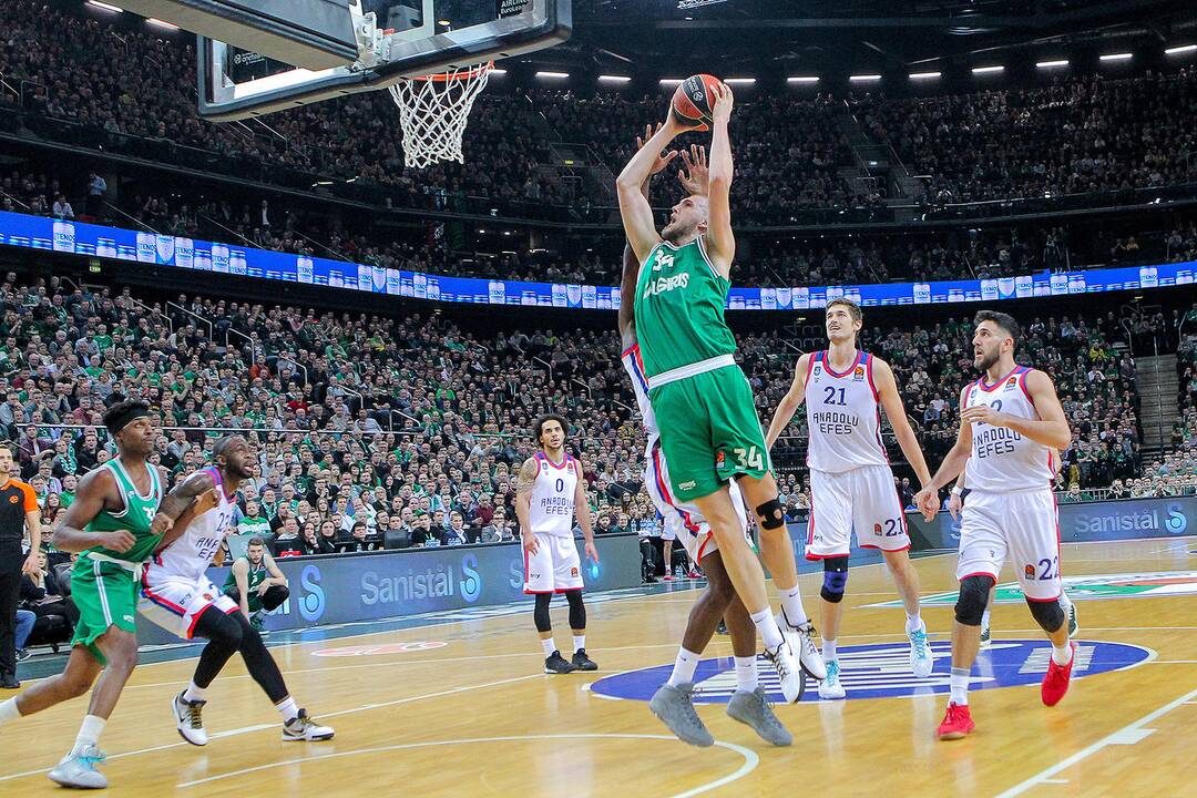 Eurolyga: „Žalgiris“ – „Anadolu Efes“ 68:74